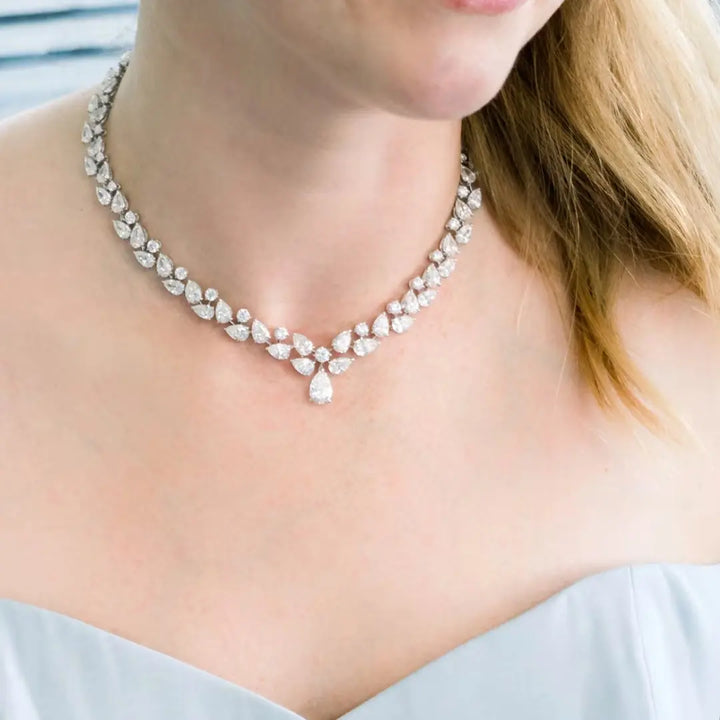Light Round & Pear Cut Diamond Necklace Jewel Carts