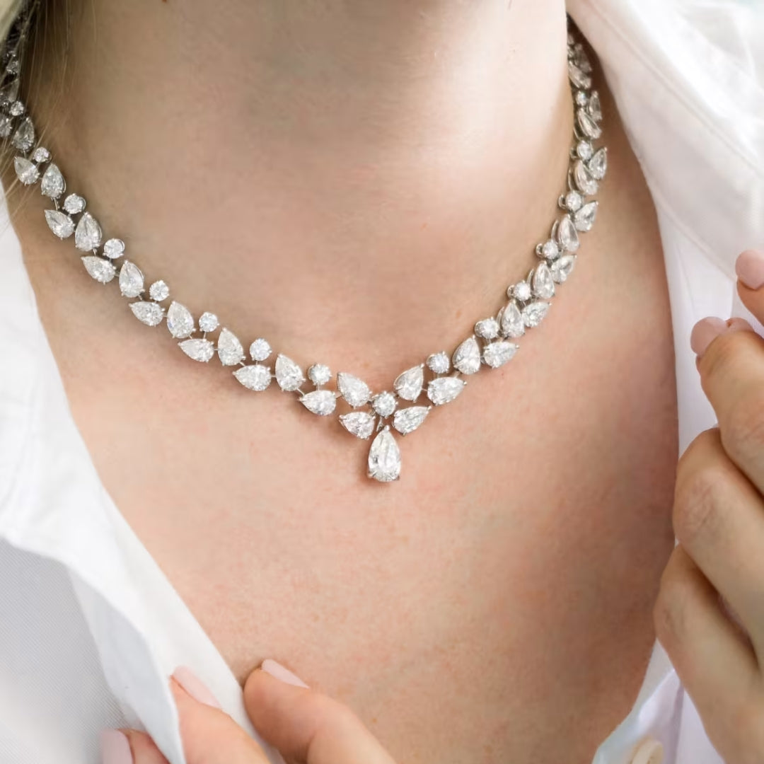 Light Round & Pear Cut Diamond Necklace Jewel Carts
