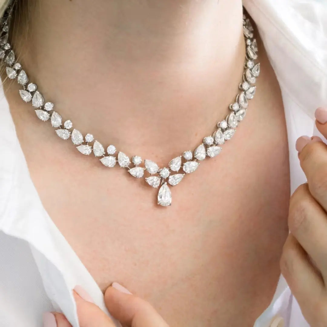 Light Round & Pear Cut Diamond Necklace Jewel Carts