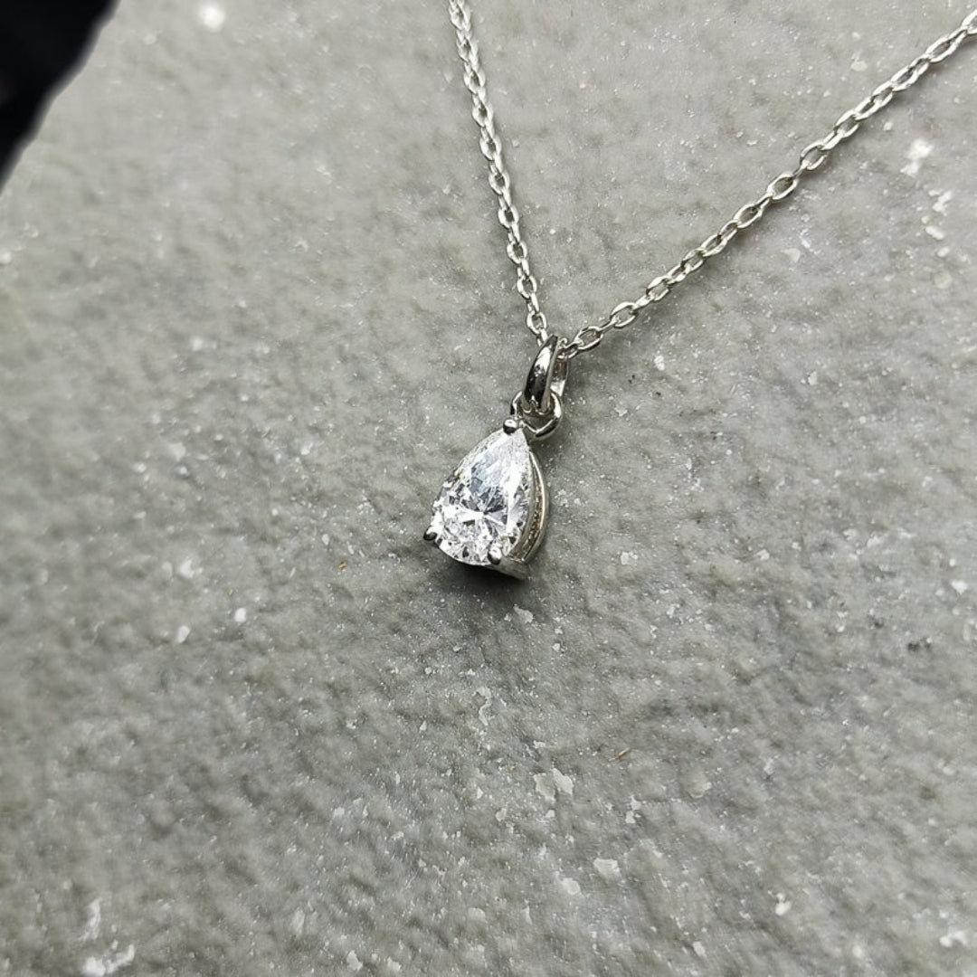 Sparkly Pear Cut Diamond Necklace Jewel Carts
