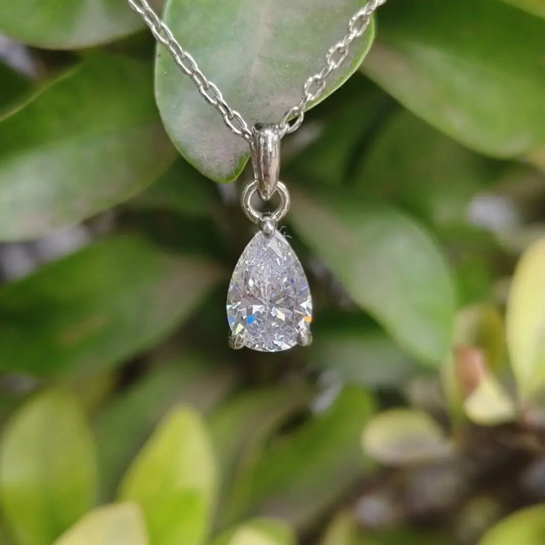 Sparkly Pear Cut Diamond Necklace Jewel Carts