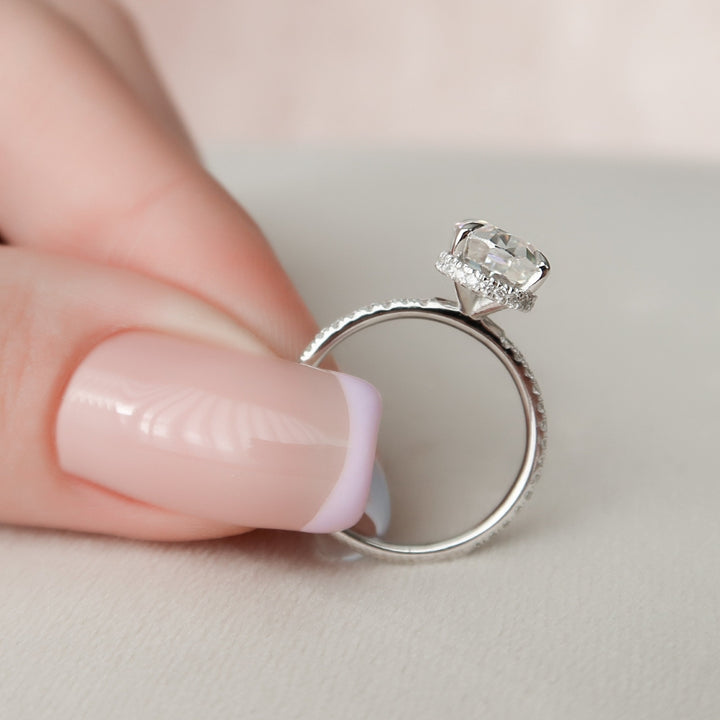 Oval Cut Engagement Rings 3.25 CT Moissanite Four Prong Hidden Halo Ring