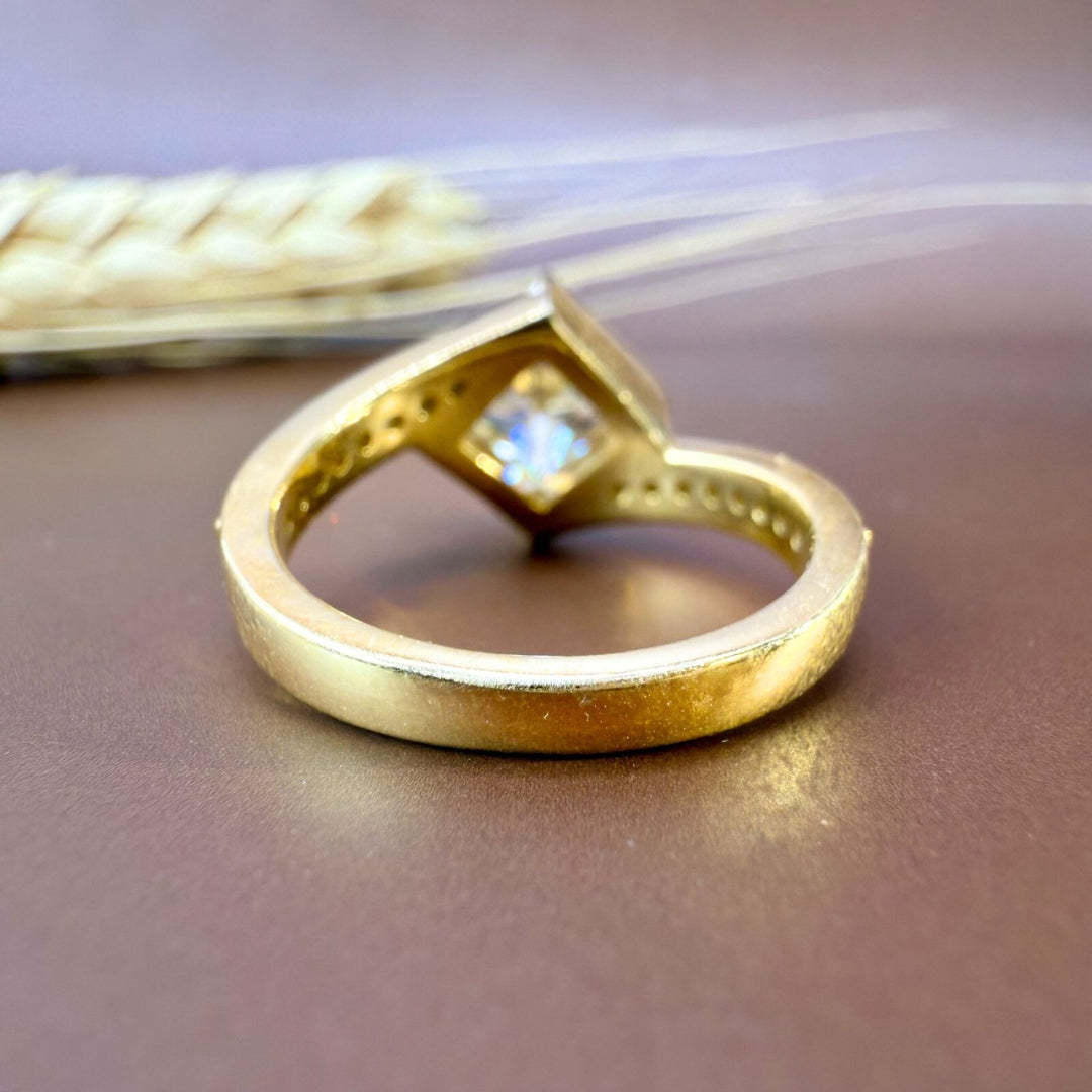 3.54 CT Moissanite Princess Cut with Side Stones a Perfect Proposal Ring