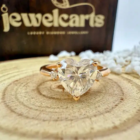Beautiful 4.10 CT Heart Cut Moissanite Diamond Three Stone Ring for Proposal