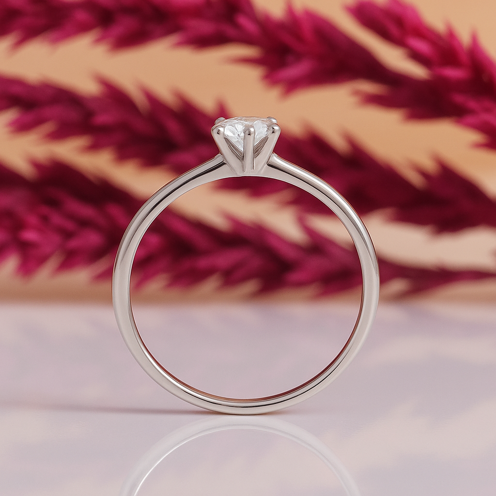 Beautiful 0.91 CT Round Cut Moissanite Diamond Solitaire Ring