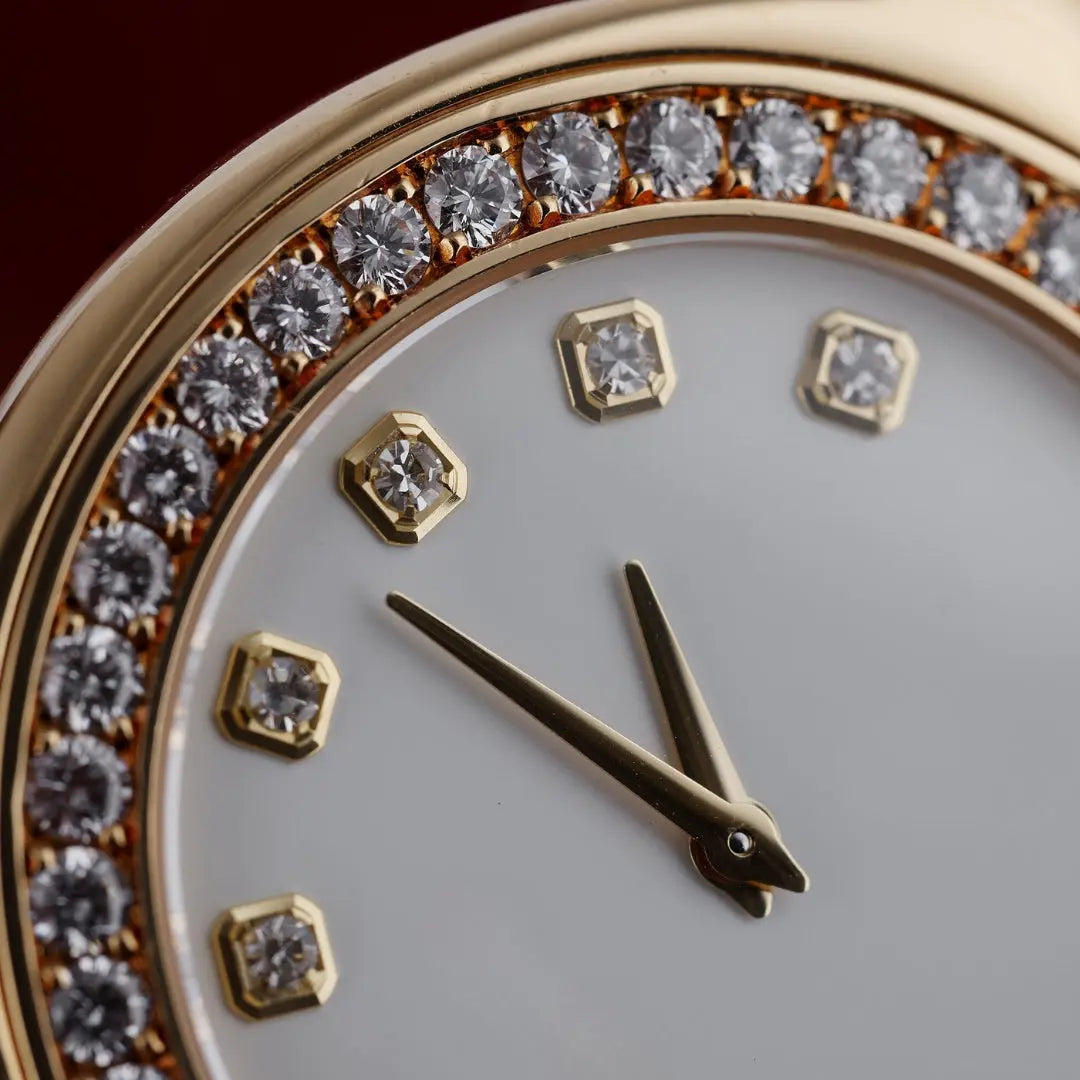 Moissanite 18.90 CT Round Cut Diamond Minimalist Watch Jewel Carts