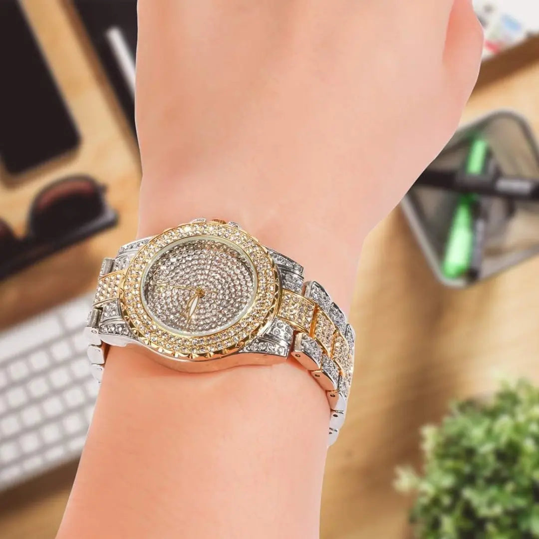 Moissanite 43.00 CT Round Cut Diamond Art Deco Watch Jewel Carts