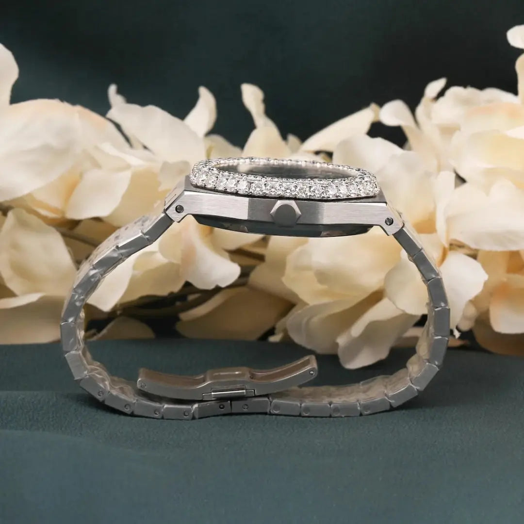 Moissanite 22.35 CT Round Cut Diamond Brutalist Watch Jewel Carts