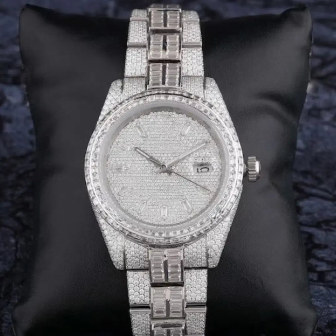 Moissanite 75.65 CT Round Cut Diamond Art Deco Watch Jewel Carts