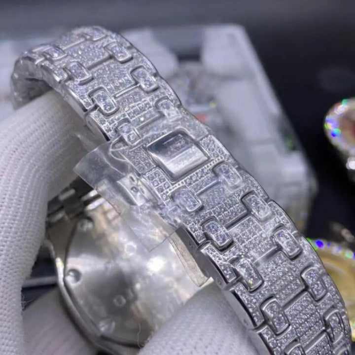 Moissanite 58.35 CT Round Cut Diamond Art Deco Watch Jewel Carts