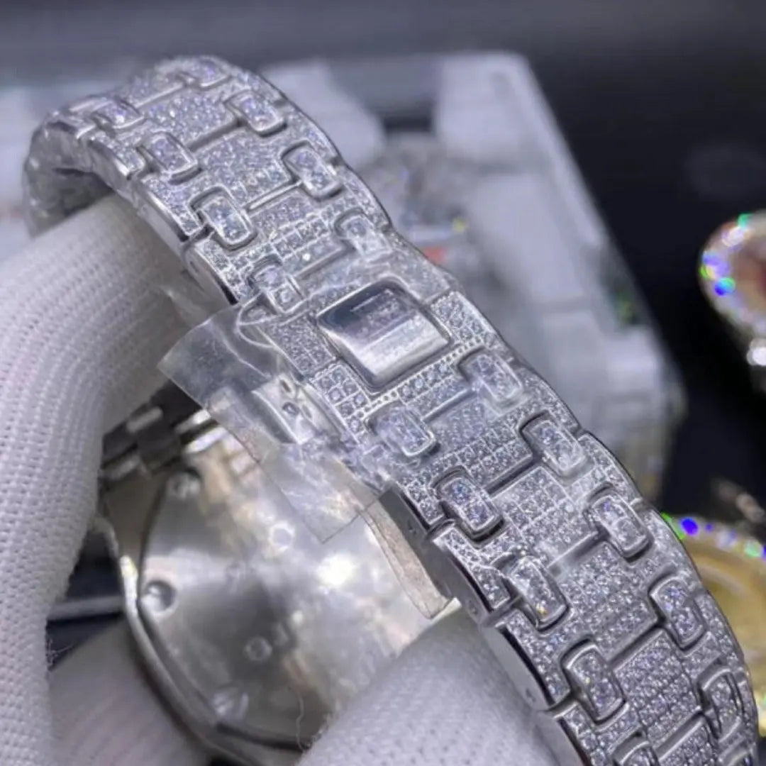 Moissanite 58.35 CT Round Cut Diamond Art Deco Watch Jewel Carts