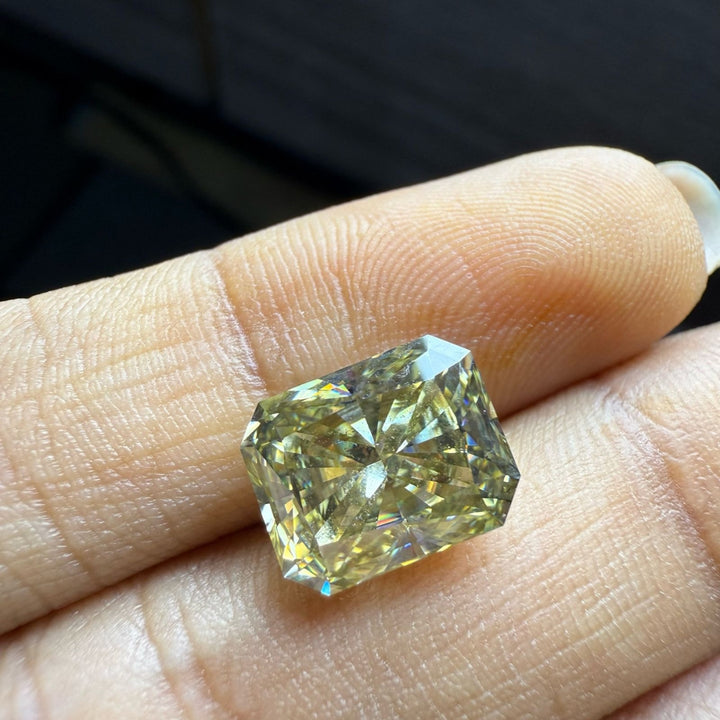 Moissanite 1.00 CT Yellow Radiant Loose Diamond