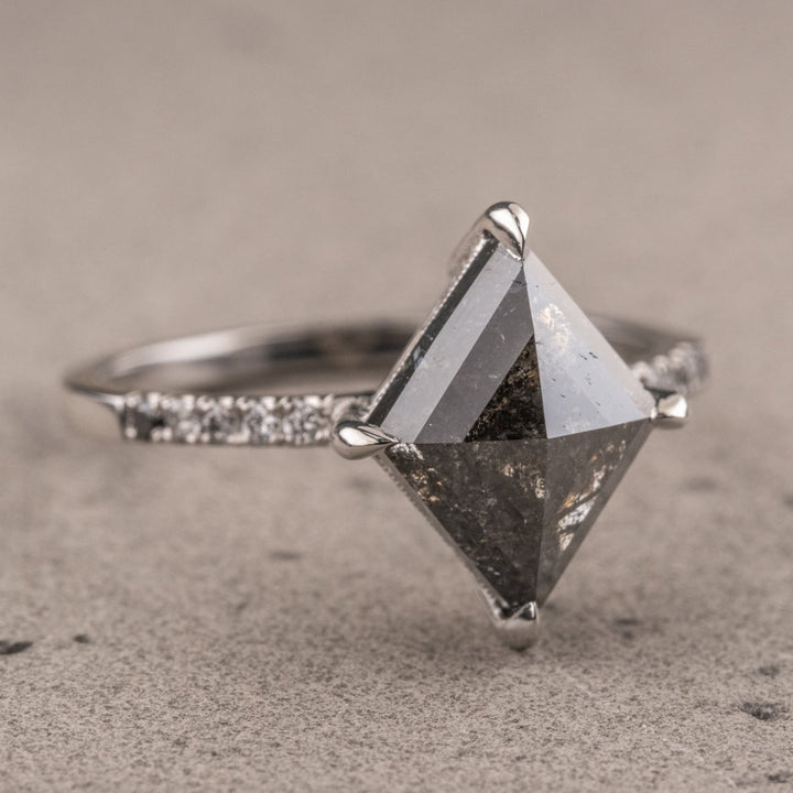 1.65 CT Kite Cut Lovely Side Stone Natural Salt And Pepper Wedding Ring