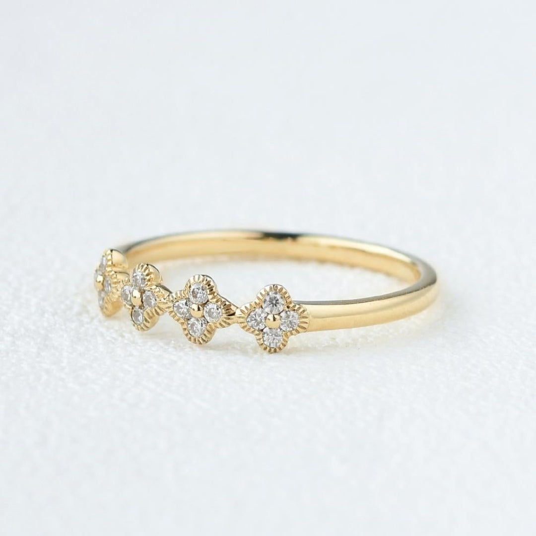 Lab Grown 1.10 CT Round Cut Diamond Minimalist Handmade Band