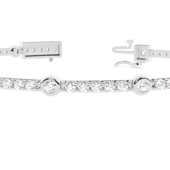Shine Uniquely Round Cut 3.90 CT Lab Grown Diamond Bracelet Jewel Carts