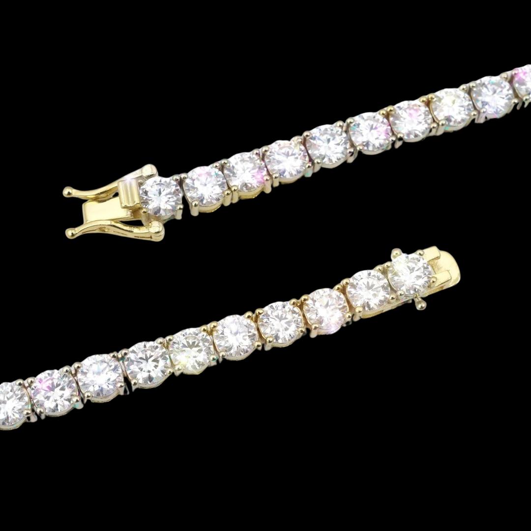 Moissanite Tennis Chain 14K Yellow Gold Close Up Clasp View