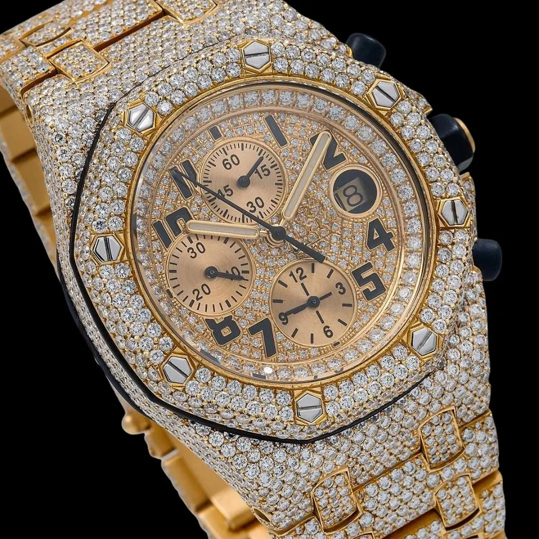 VVS Clarity Moissanite AP Watch Close Up Dial View