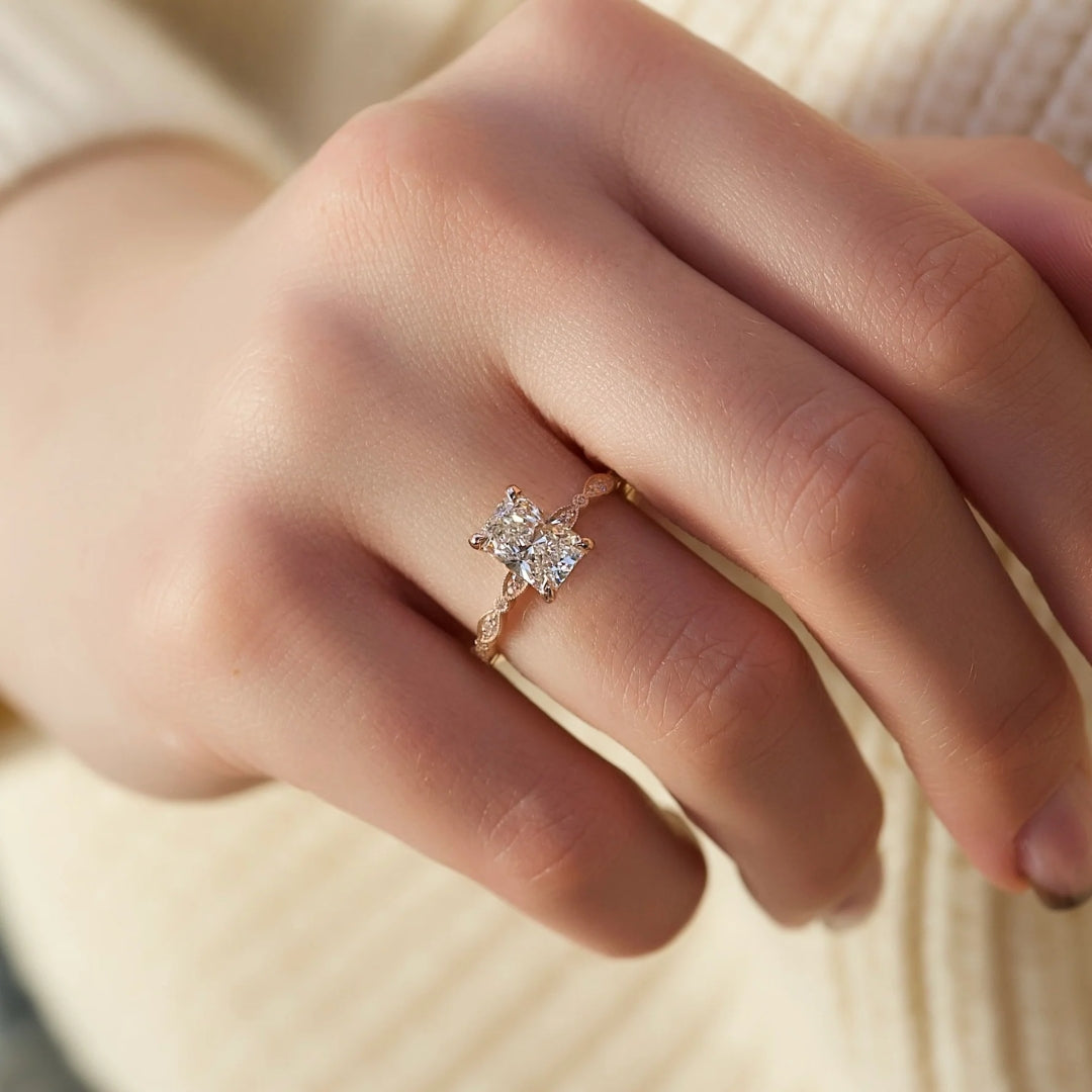 Seamless vs. Traditional: The Differences in Engagement Ring Designs