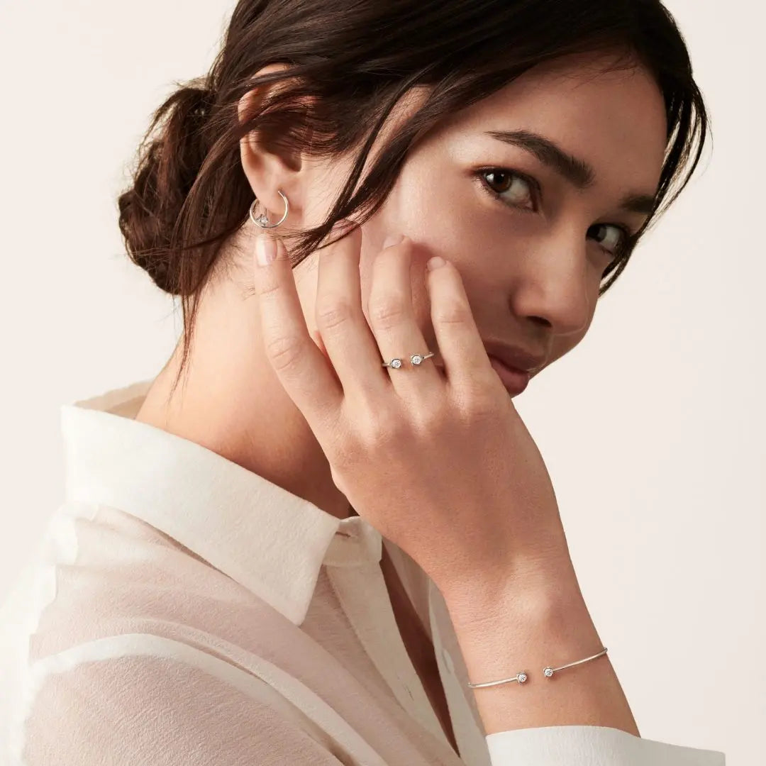 The Best Diamond Rings for Women with a Busy Lifestyle: Practical Options for Everyday Wear