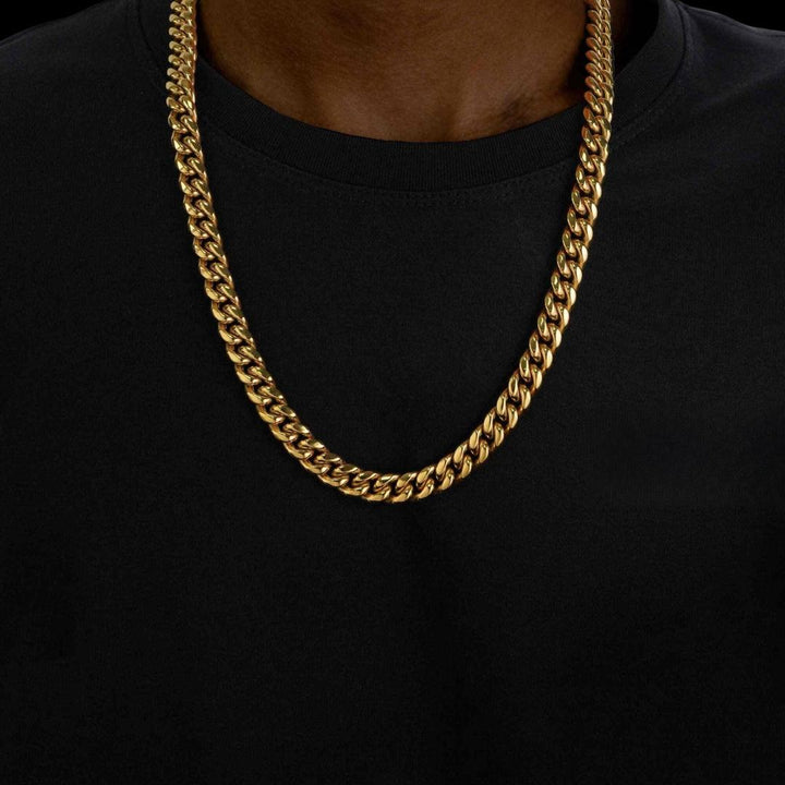 10MM 14K Solid Yellow Gold Cuban Link Chain Neck View 