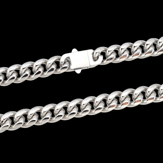 10MM Cuban Link Chain and Bracelet Bundle Silver Close Up Clasp View