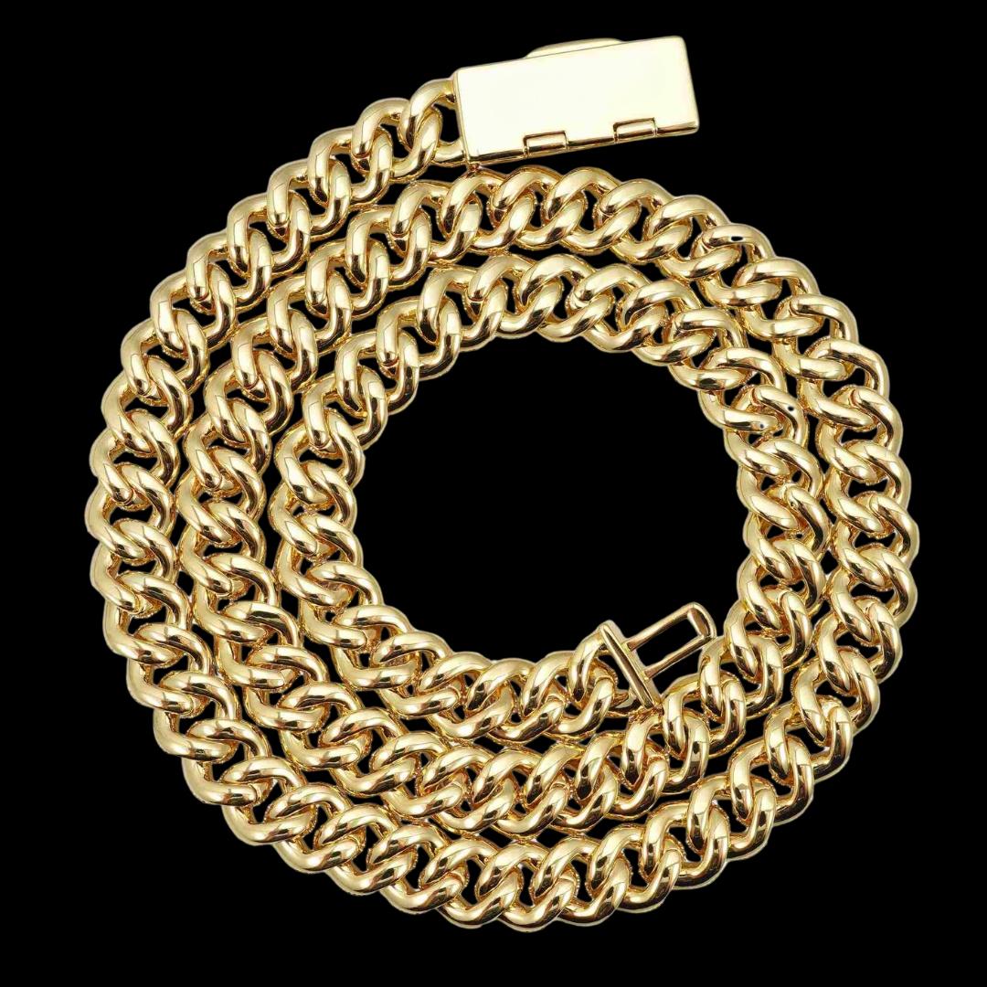 10MM Moissanite Miami Cuban Link Chain 14K Yellow Gold Full Close Up View