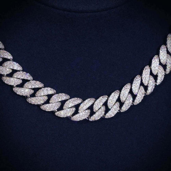 10mm Round Moissanite Cuban Link Chain Glacial in 14K White Gold Detailed Link View