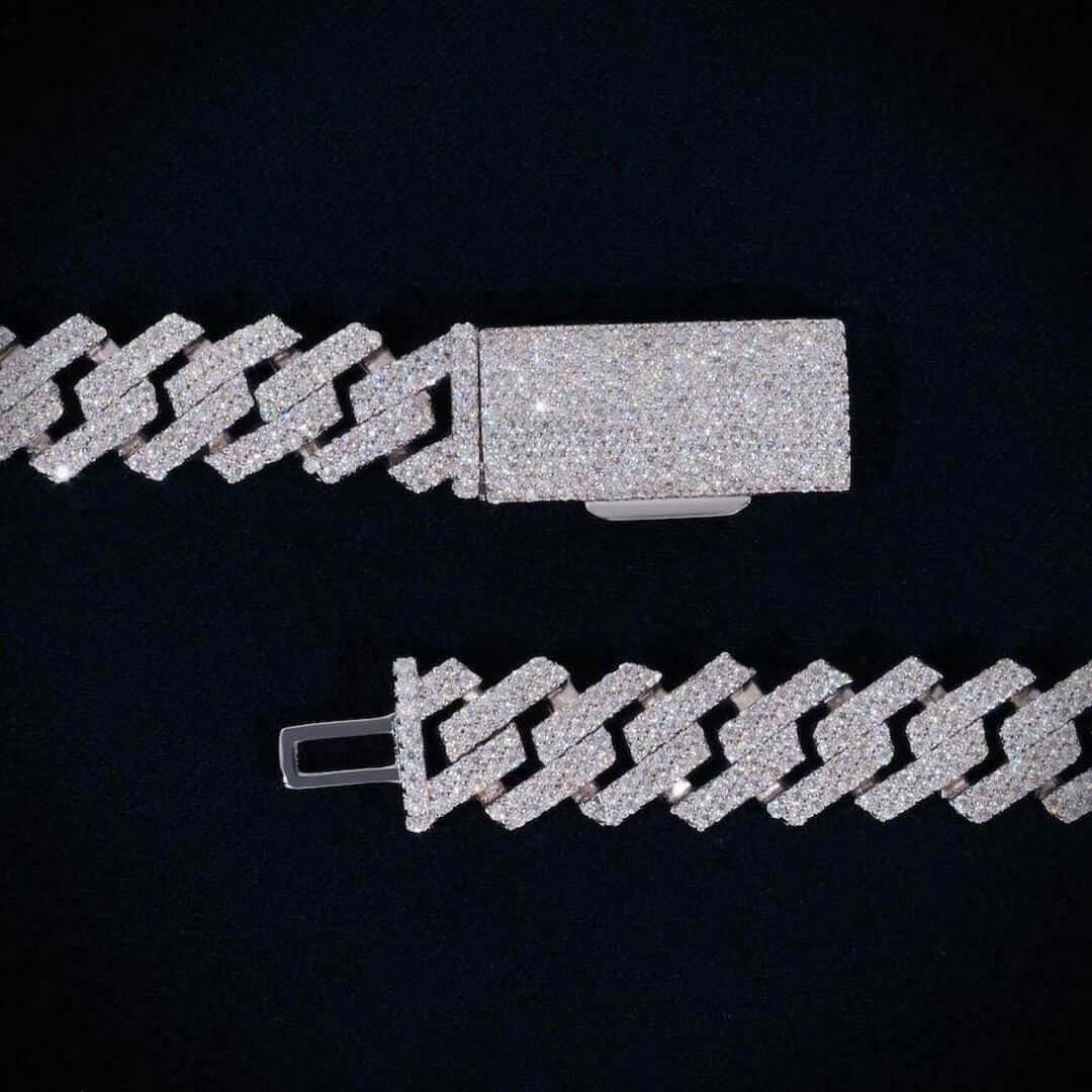 12mm Round Moissanite Cuban Link Chain in 14K Gold Close Up Clasp View