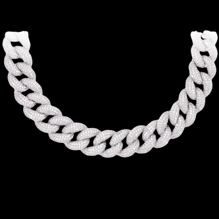 14K Gold 14MM Round Moissanite Miami Cuban Chain Close Up View