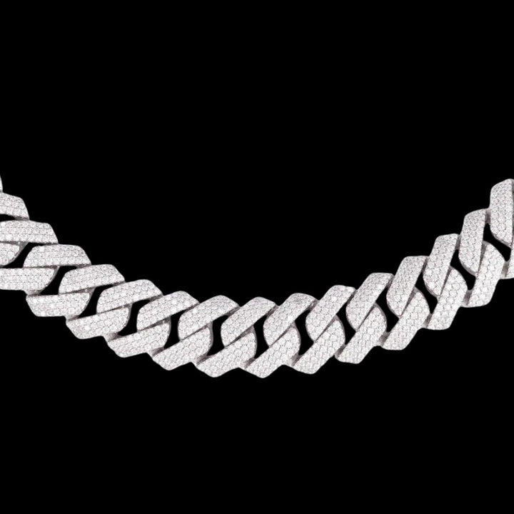 15MM 3-Row Diamond Cuban Chain 14K Solid Gold Close Up View