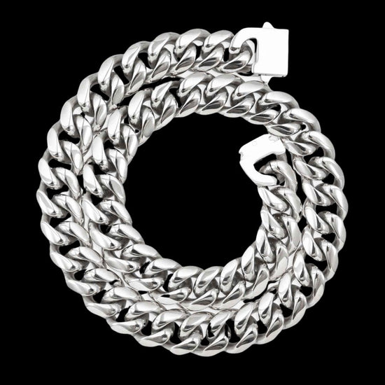 18mm Cuban Link Chain in 925 Sterling Silver Close Up Front View