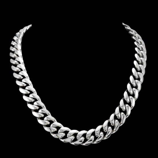 18mm Cuban Link Chain in 925 Sterling Silver Close Up View
