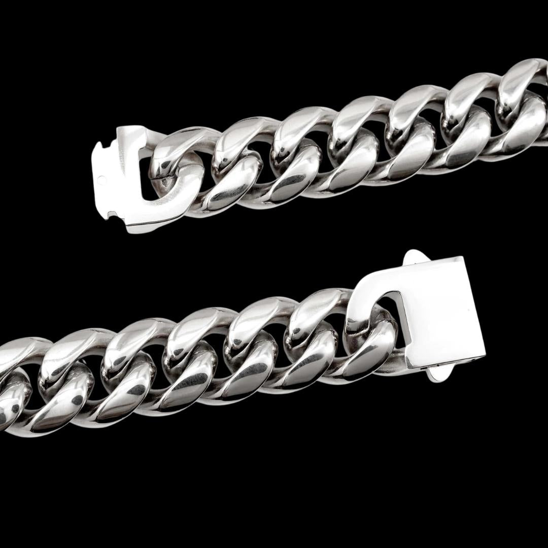 18mm Cuban Link Chain in 925 Sterling Silver Full Close Up View