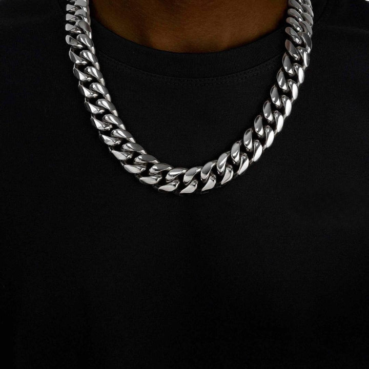 18mm Cuban Link Chain in 925 Sterling Silver Neck View 