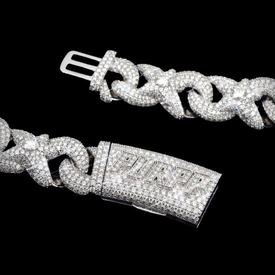 18mm Moissanite Cuban Link Chain in 925 Sterling Silver Clasp View
