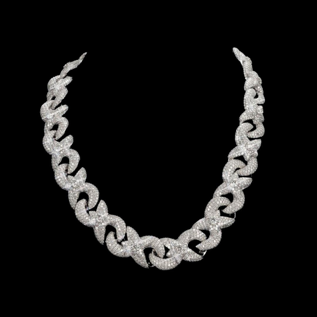 18mm Moissanite Cuban Link Chain in 925 Sterling Silver Close Up View
