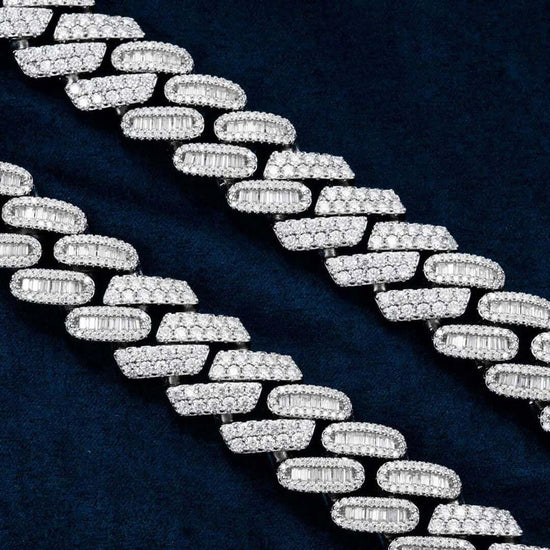 18mm Round Moissanite Cuban Link Chain in 14K White Gold Detailed Diamond View