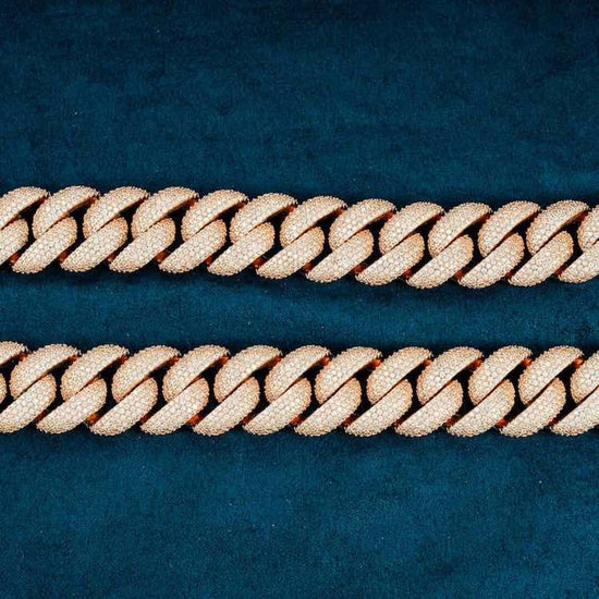 20mm Round Moissanite Cuban Link Chain in 14K Rose Gold Detailed Link View