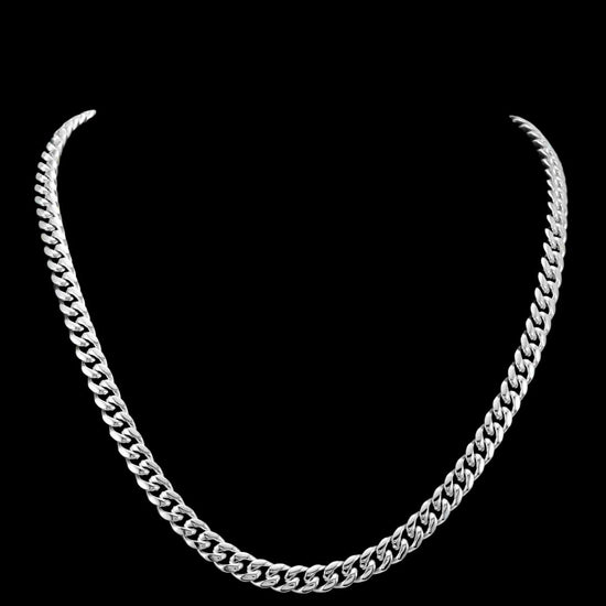8mm Cuban Link Chain in 925 Sterling Silver Close Up View