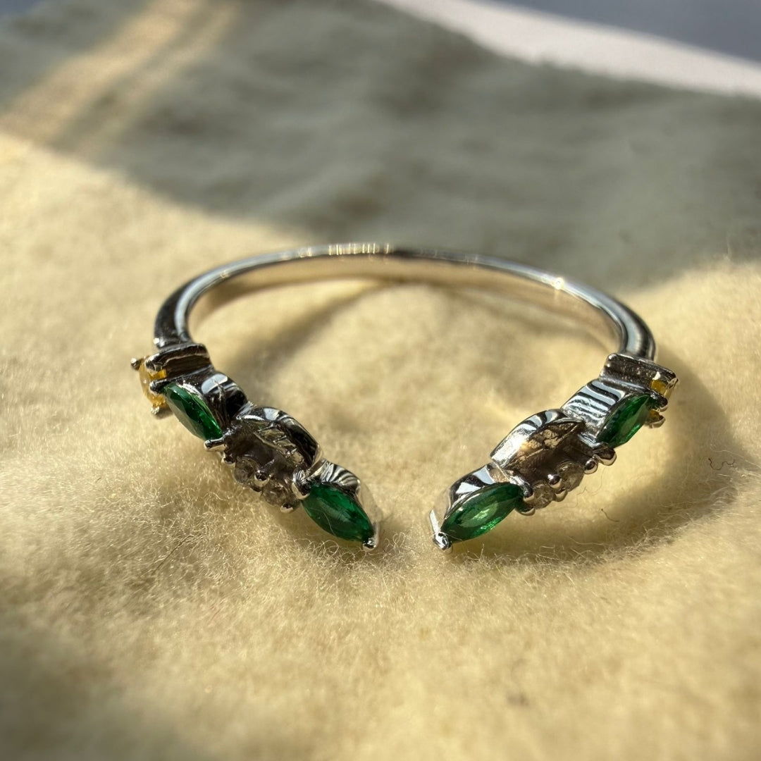 Vintage Style Green AD Diamond Bridal Set For Woman