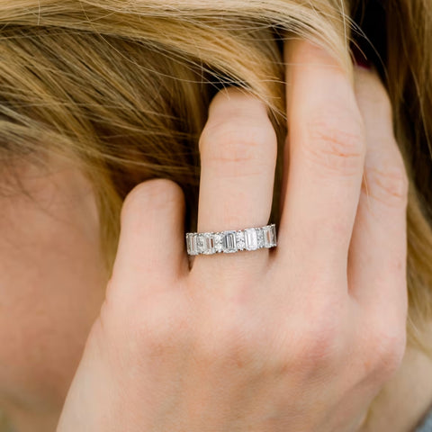 Brillore Emerald & Round Cut Diamond Wedding Band