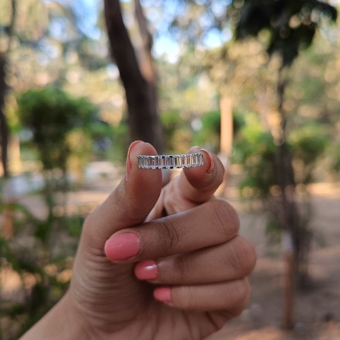 Garnishing Emerald Cut Diamond Engagement Band