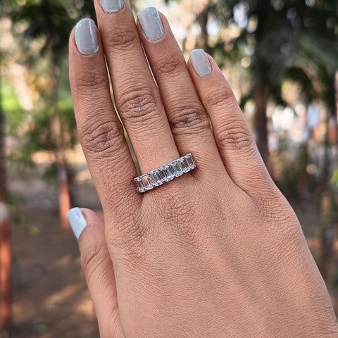 Moderately Emerald Cut Diamond Wedding Band