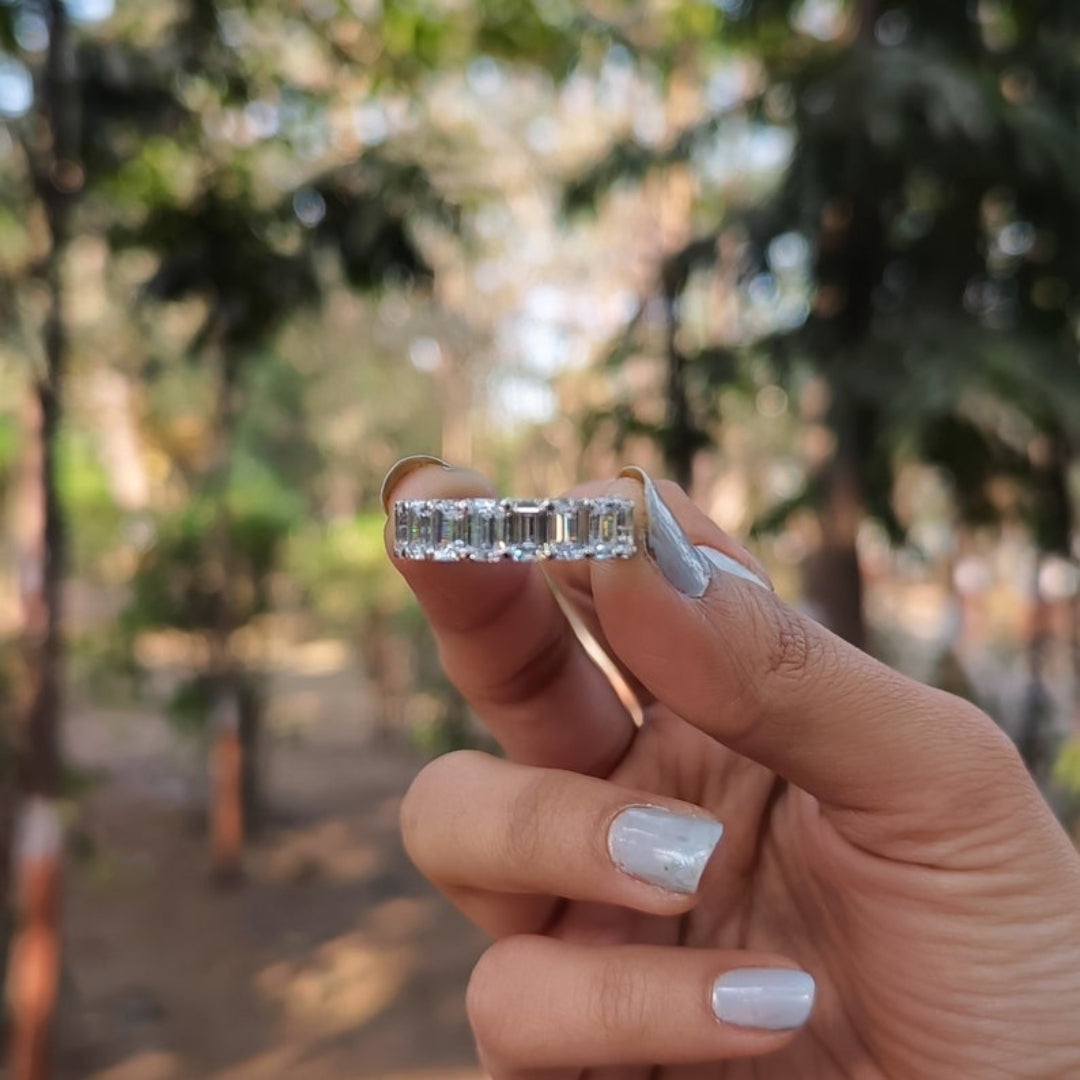 Moderately Emerald Cut Diamond Wedding Band