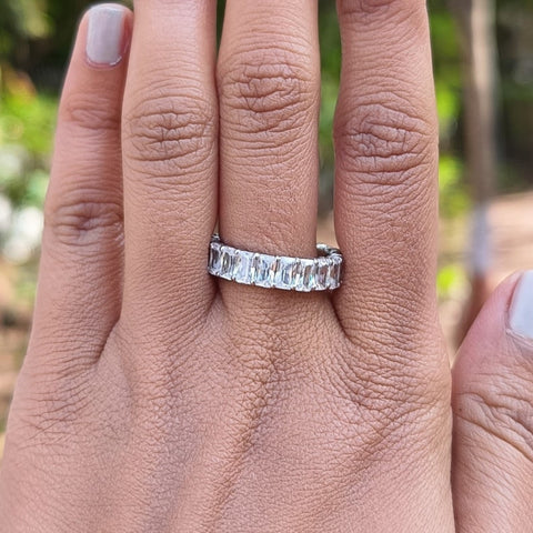 Comeliness Radiant Cut Diamond Wedding Band