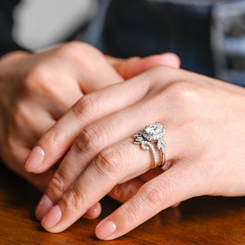 Bloomy Oval Cut Diamond Handmade Ring