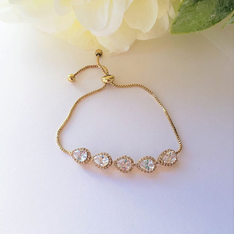 Moissanite 32.00 CT Pear Diamond Celtie Bracelet