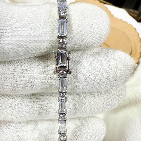 Alternating Baguette and Round Diamond Tennis Bracelet
