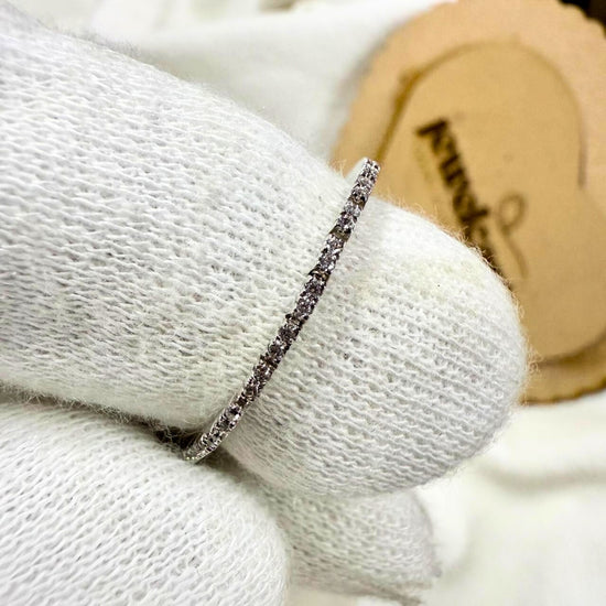 Fine Diamond Bracelet for Everyday Elegance in Round Shape