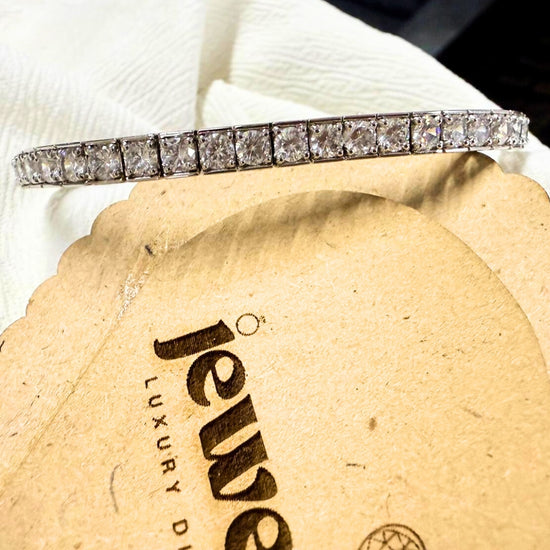Round Diamond Bracelet for Modern Elegance